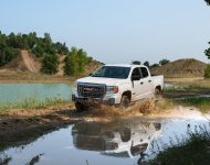 2021 GMC Canyon AT4 Off-Road Performance Edition - Front Three-Quarter Wallpaper 190x150