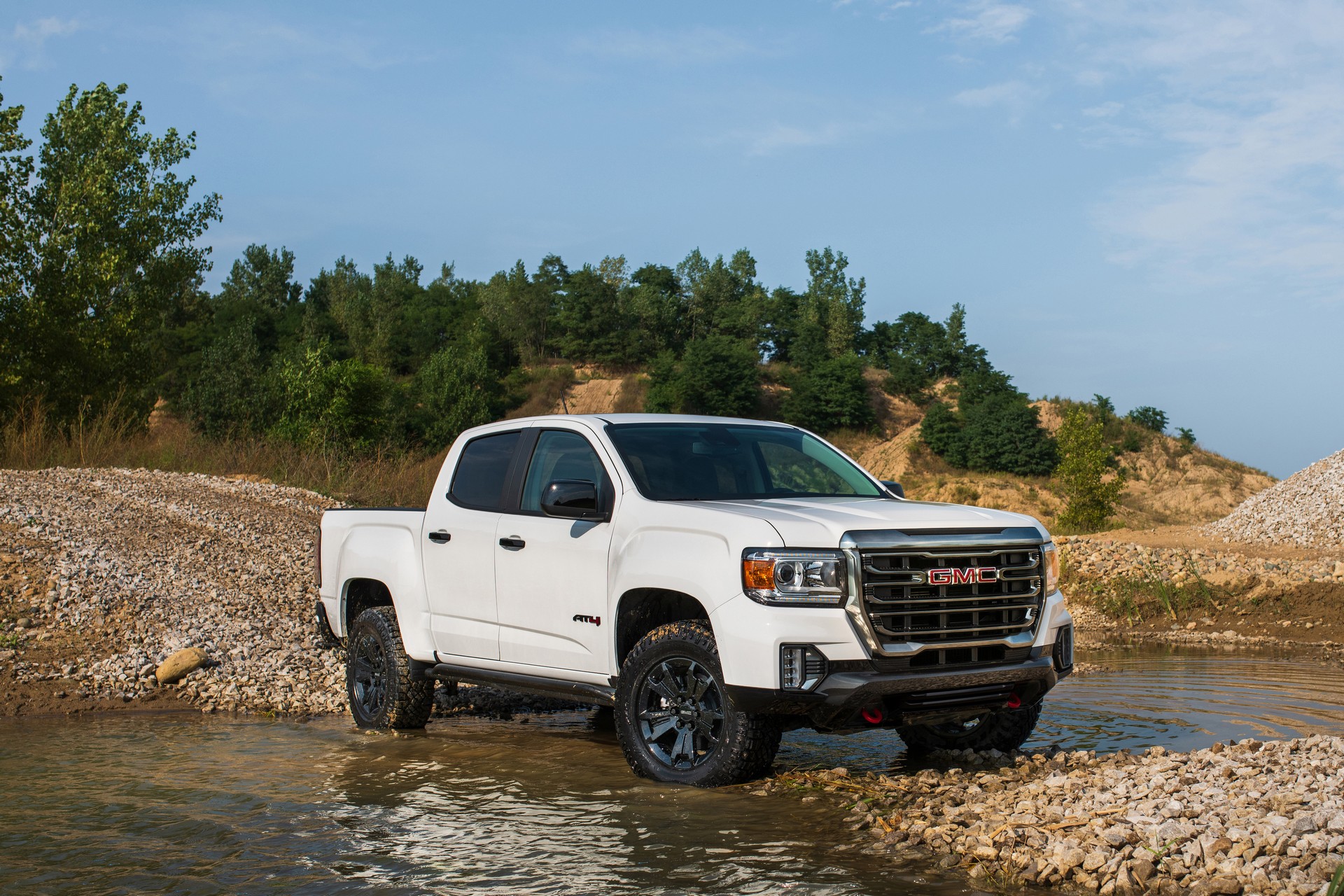 Download 2021 GMC Canyon AT4 Off-Road Performance Edition - Front Three-Quarter HD Wallpaper 1920x1280 #3
