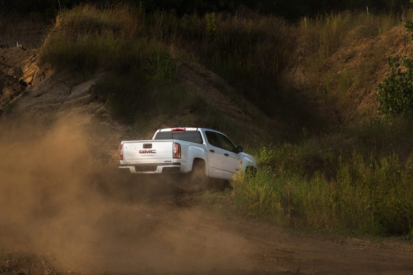 2021 GMC Canyon AT4 Off-Road Performance Edition - Rear Wallpaper 850x567 #5
