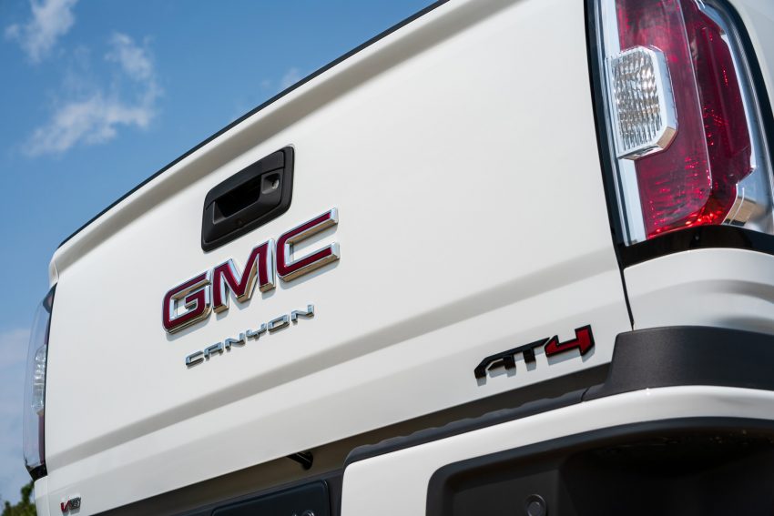 2021 GMC Canyon AT4 Off-Road Performance Edition - Tail Light Wallpaper 850x567 #17