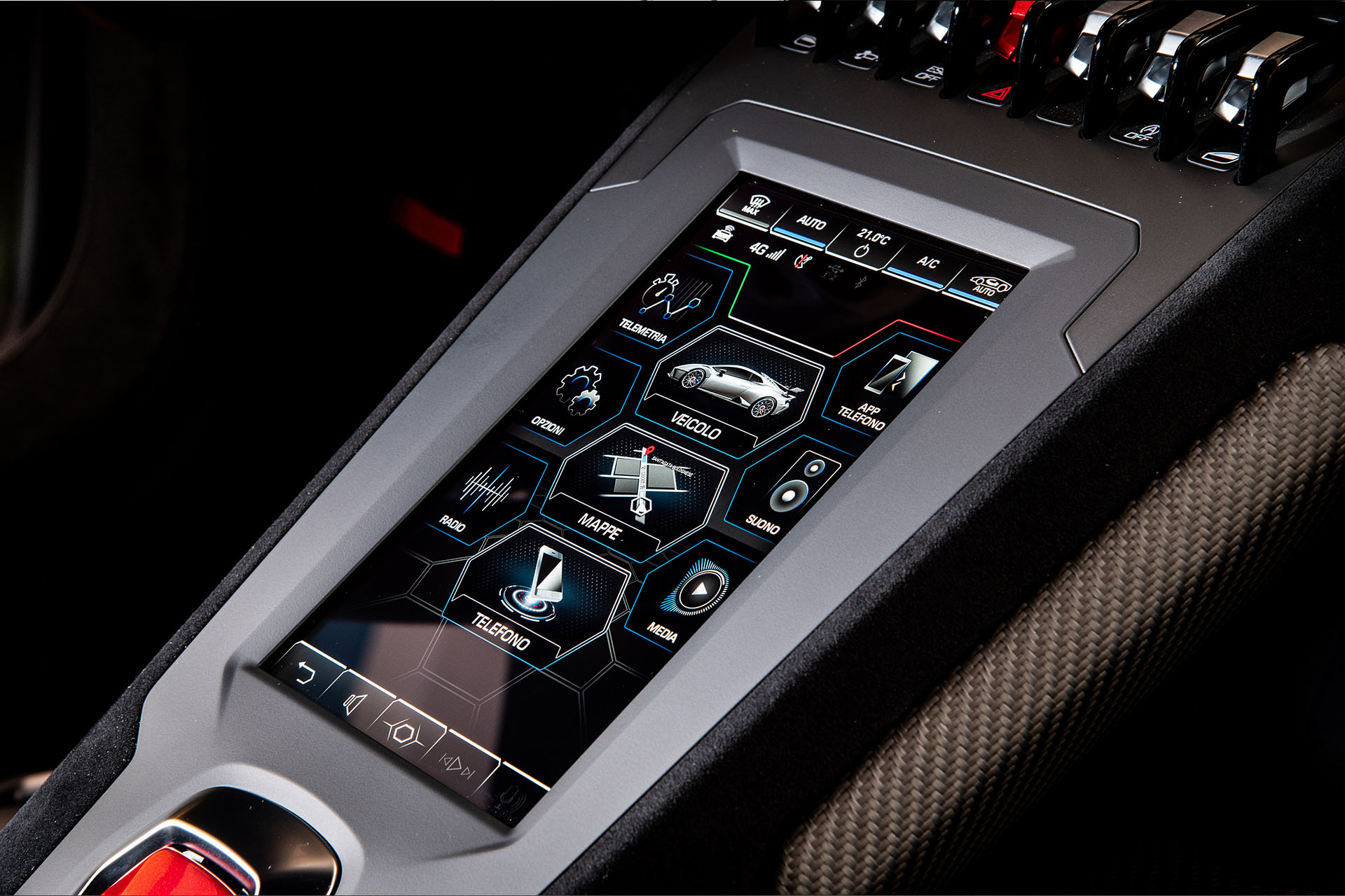 Download 2021 Lamborghini Huracán STO - Central Console HD Wallpaper 1920x1280 #81