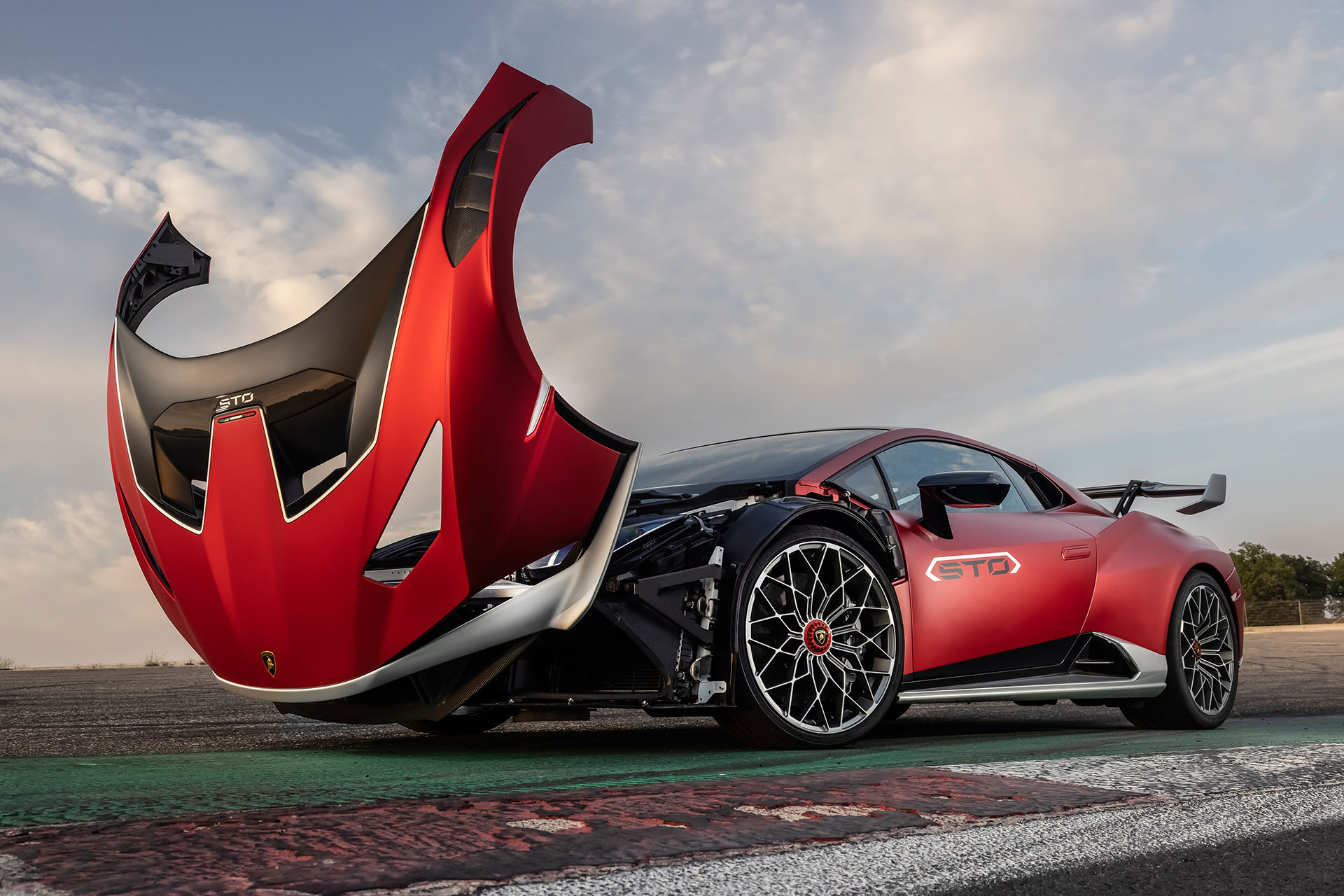 Download 2021 Lamborghini Huracán STO - Detail HD Wallpaper 1920x1280 #29