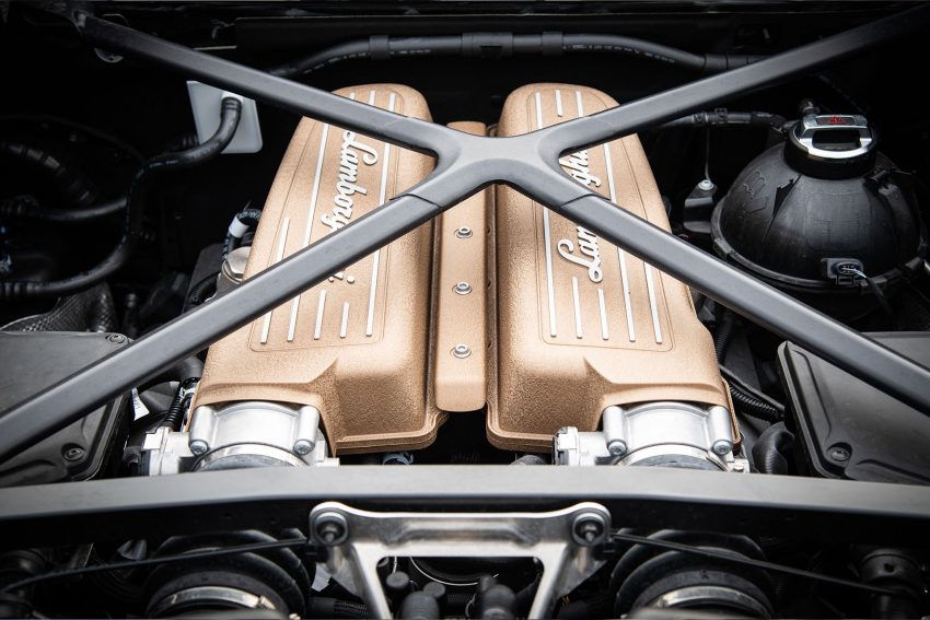 2021 Lamborghini Huracán STO - Engine Wallpaper 850x567 #77