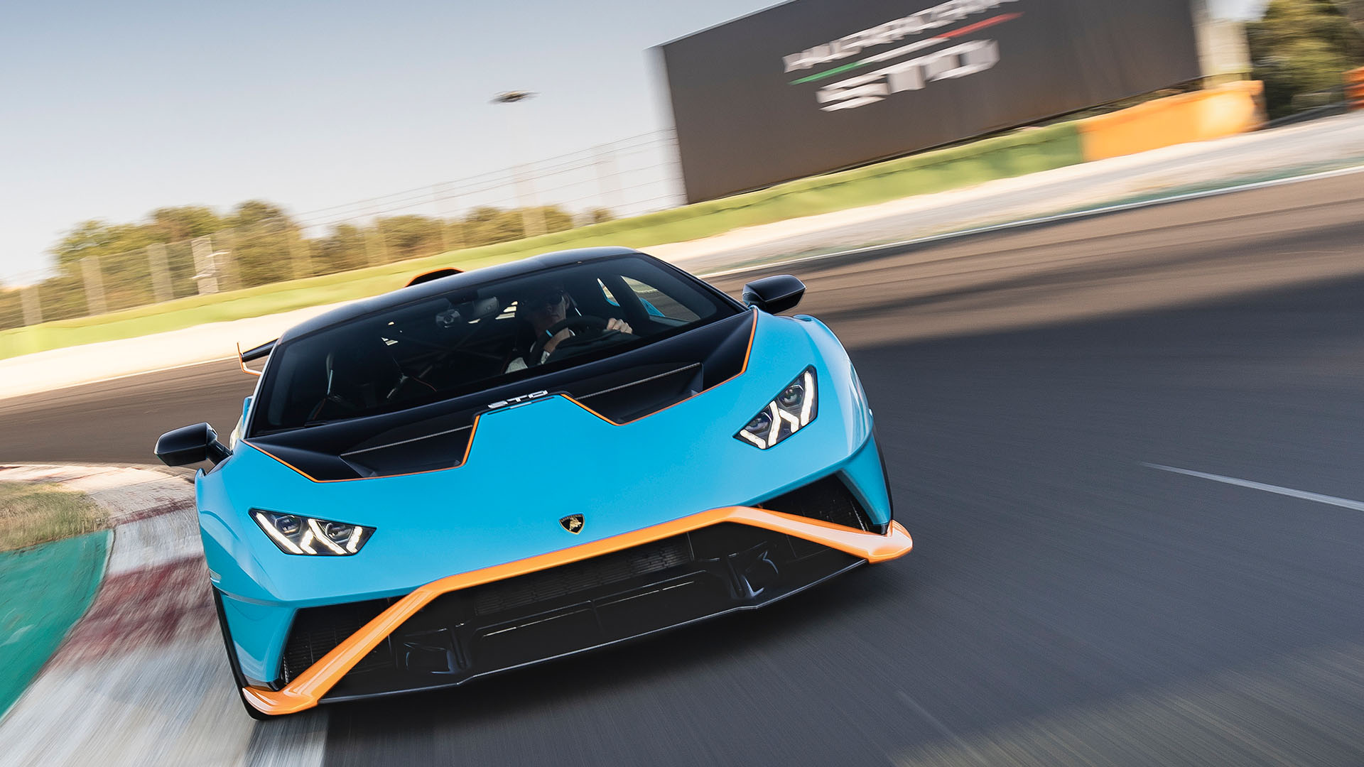 Download 2021 Lamborghini Huracán STO - Front HD Wallpaper 1920x1080 #37