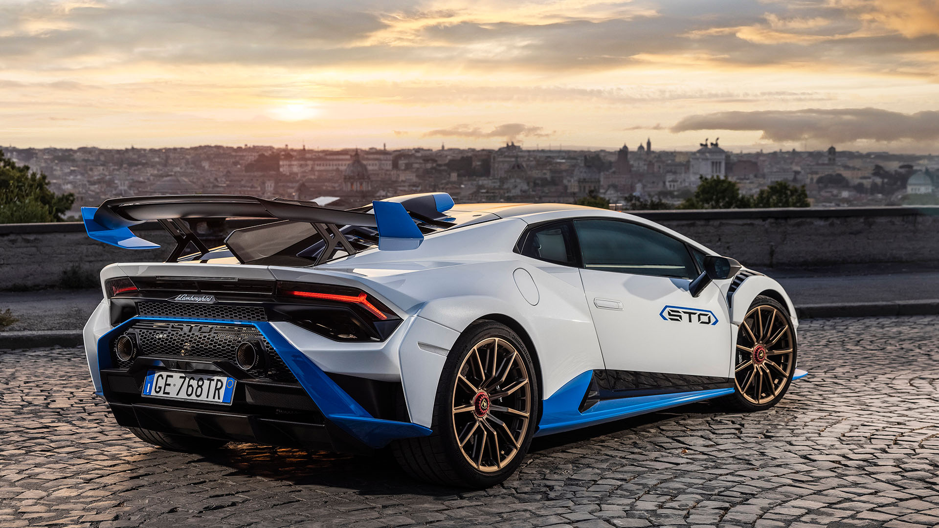 Download 2021 Lamborghini Huracán STO - Rear Three-Quarter HD Wallpaper 1920x1080 #57