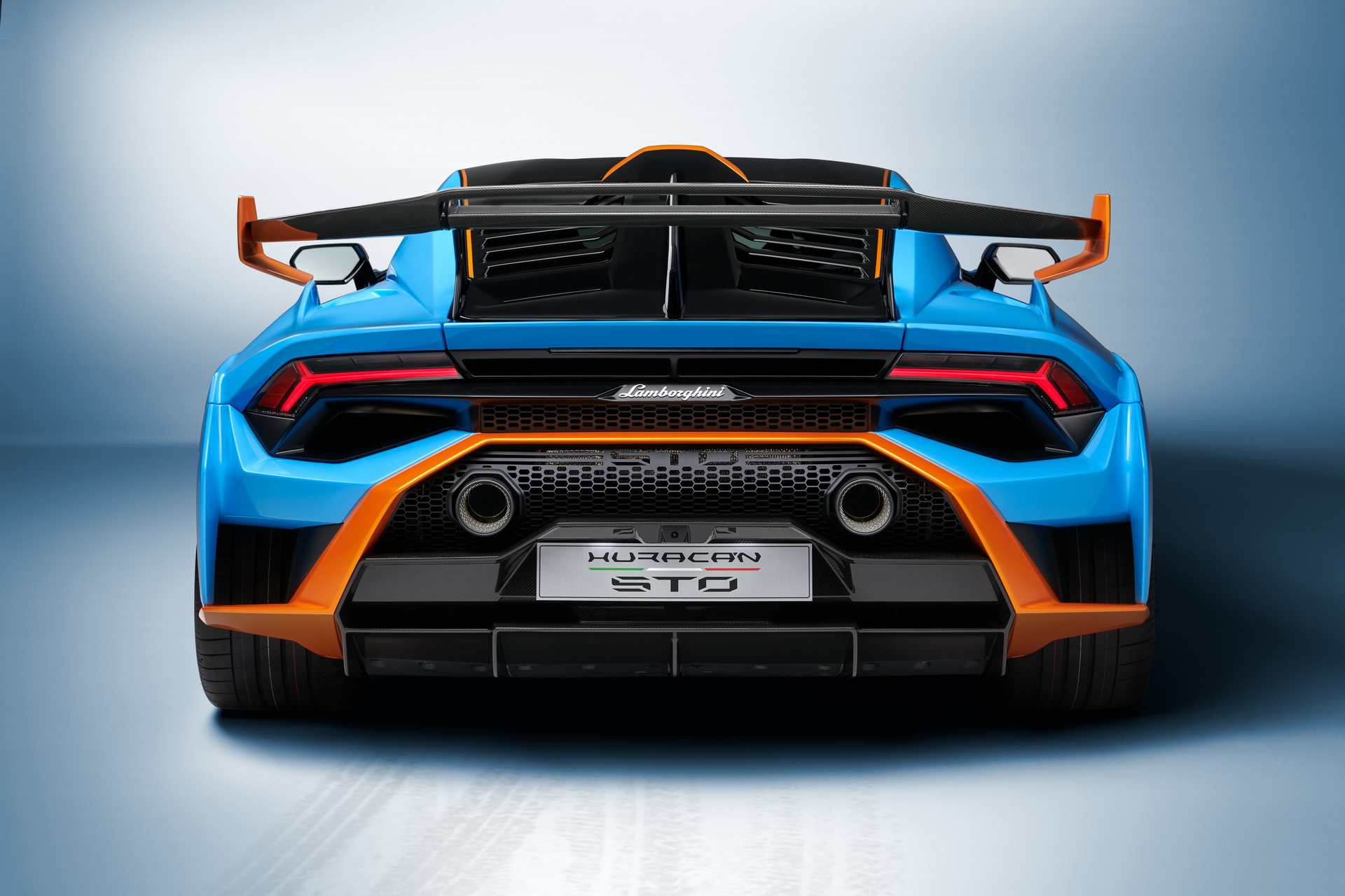 Download 2021 Lamborghini Huracán STO - Rear HD Wallpaper 1920x1280 #114