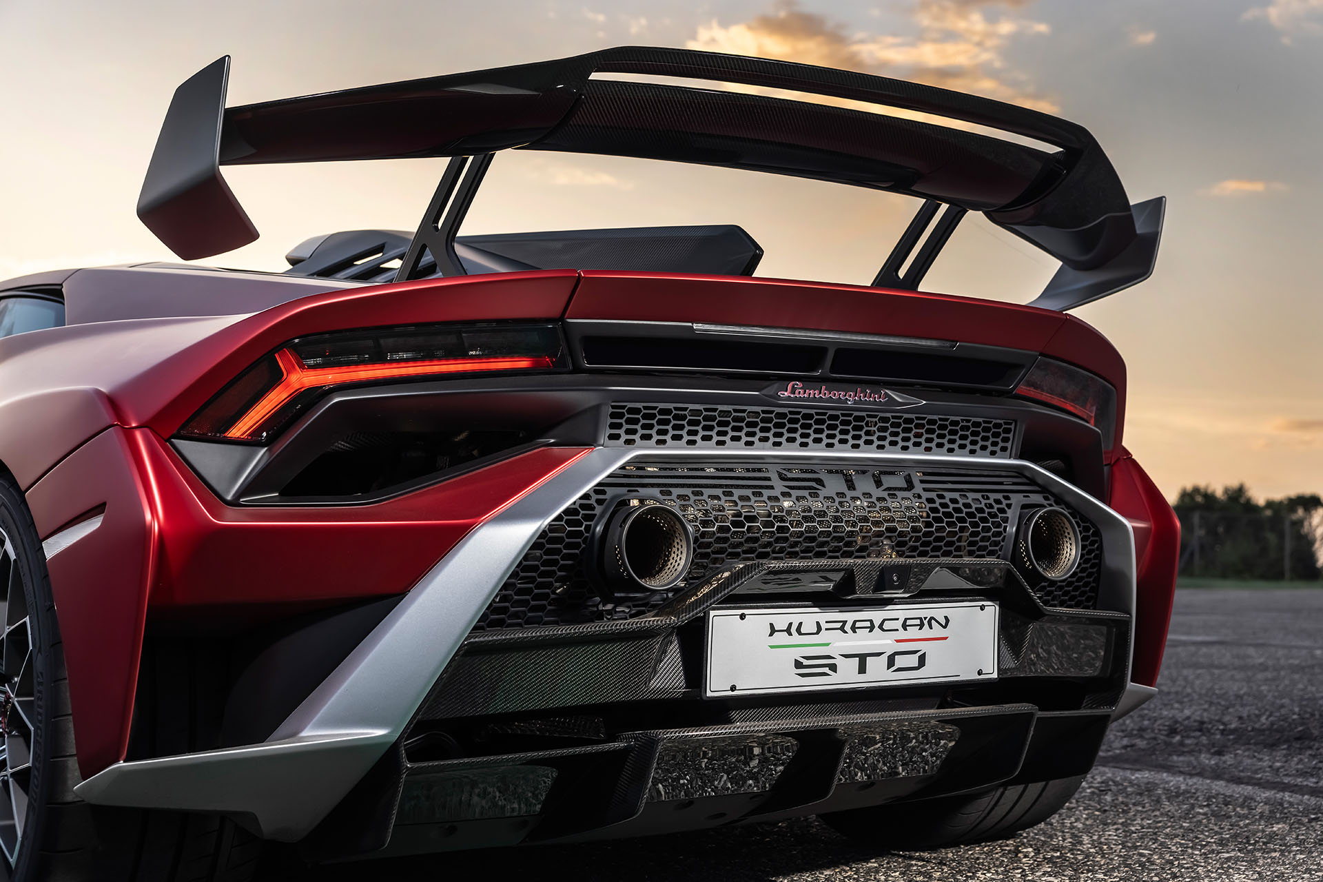 Download 2021 Lamborghini Huracán STO - Spoiler HD Wallpaper 1920x1280 #34