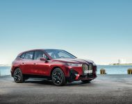 2022 BMW iX with Sport Package - Front Three-Quarter Wallpaper 190x150
