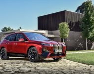 2022 BMW iX with Sport Package - Front Three-Quarter Wallpaper 190x150