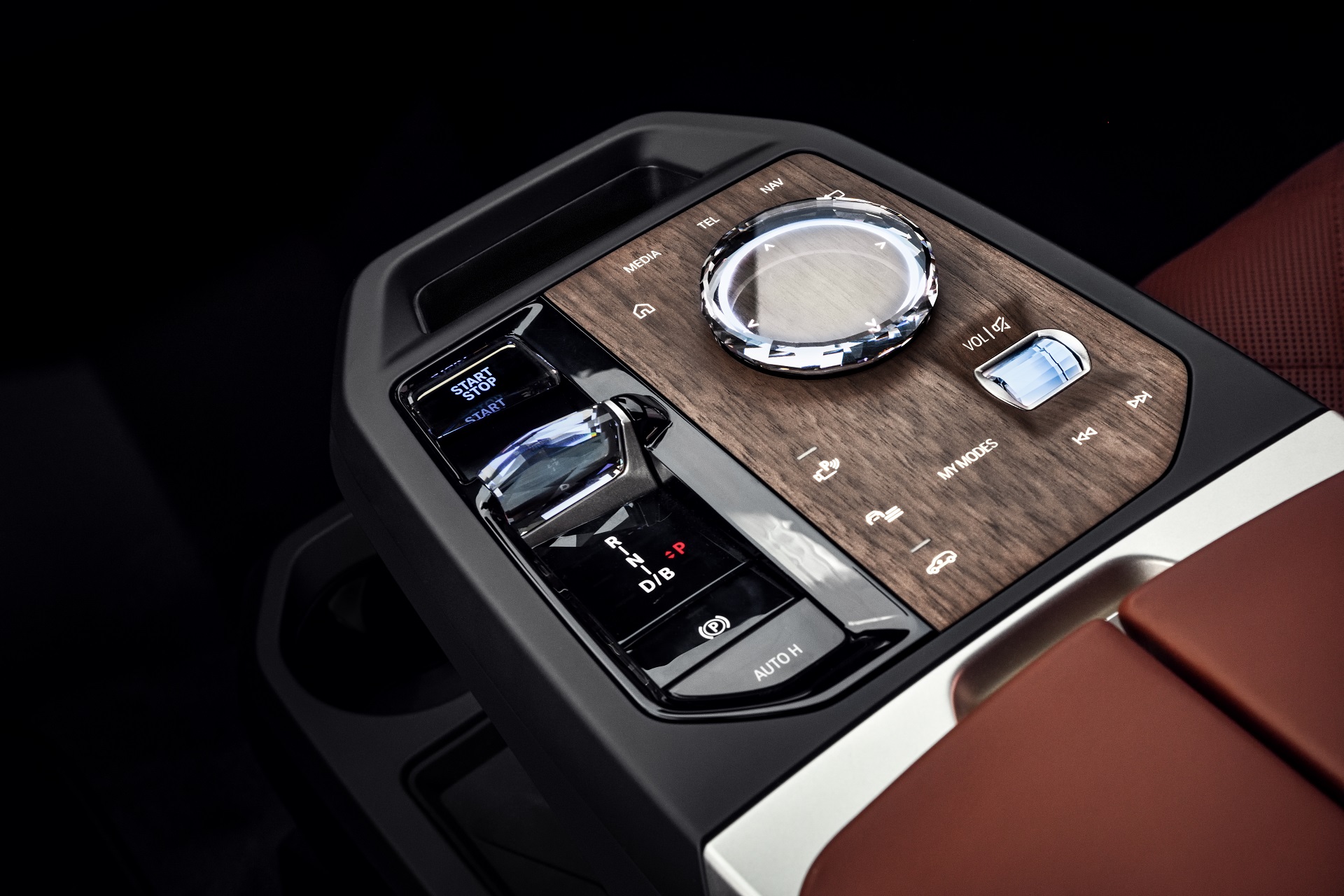 Download 2022 BMW iX with Sport Package - Interior, Detail HD Wallpaper 1920x1280 #22