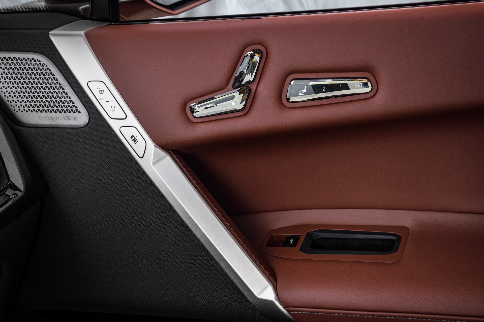 Download 2022 BMW iX with Sport Package - Interior, Detail HD Wallpaper 1920x1280 #23