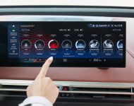 2022 BMW iX xDrive40 - Central Console Wallpaper 190x150