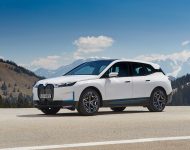 2022 BMW iX xDrive40 - Front Three-Quarter Wallpaper 190x150