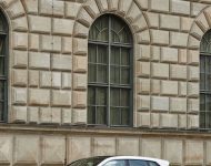 2022 BMW iX xDrive40 - Front Three-Quarter Wallpaper 190x150