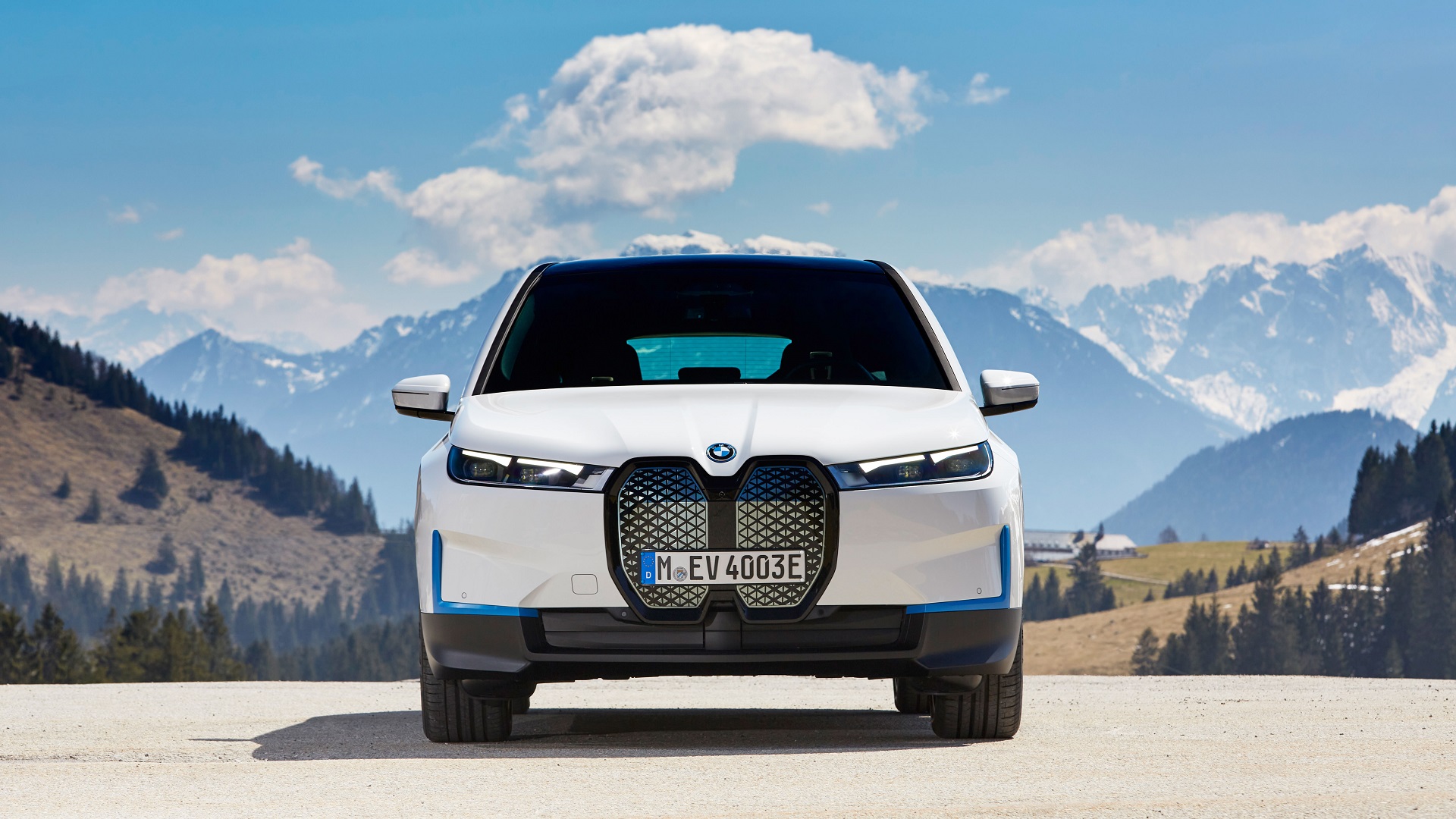 Download 2022 BMW iX xDrive40 - Front HD Wallpaper 1920x1080 #26