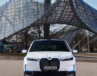 2022 BMW iX xDrive40 - Front Wallpaper 190x150