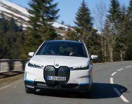 2022 BMW iX xDrive40 - Front Wallpaper 190x150