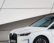 2022 BMW iX xDrive40 - Front Wallpaper 190x150