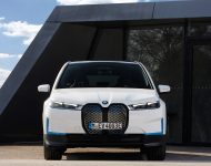 2022 BMW iX xDrive40 - Front Wallpaper 190x150