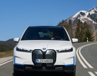 2022 BMW iX xDrive40 - Front Wallpaper 190x150