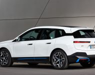 2022 BMW iX xDrive40 - Rear Three-Quarter Wallpaper 190x150