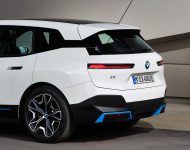 2022 BMW iX xDrive40 - Rear Wallpaper 190x150