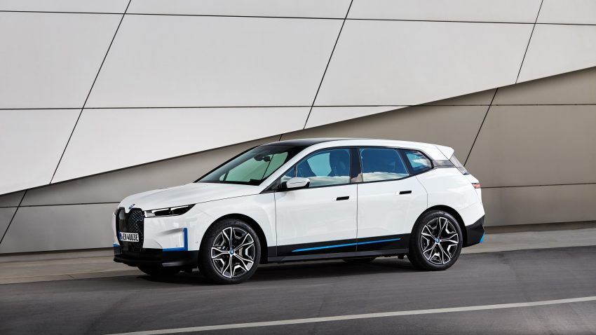 2022 BMW iX xDrive40 - Side Wallpaper 850x478 #130
