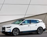 2022 BMW iX xDrive40 - Side Wallpaper 190x150