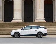 2022 BMW iX xDrive40 - Side Wallpaper 190x150
