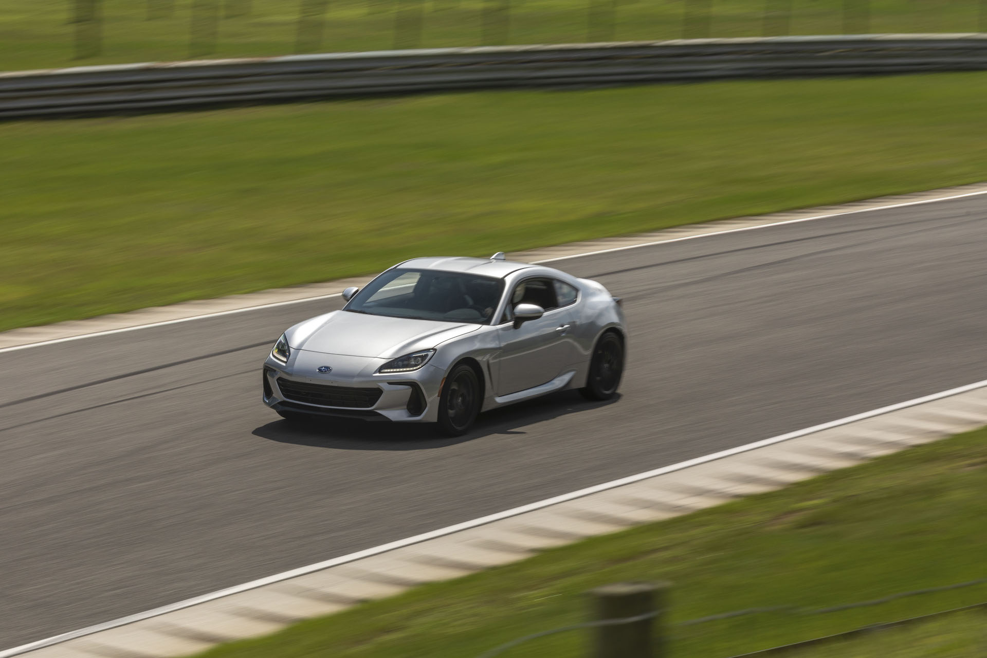 Download 2022 Subaru BRZ - Front Three-Quarter HD Wallpaper 1920x1280 #60