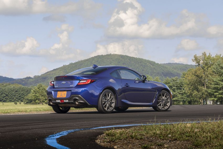 2022 Subaru BRZ - Rear Three-Quarter Wallpaper 850x567 #34