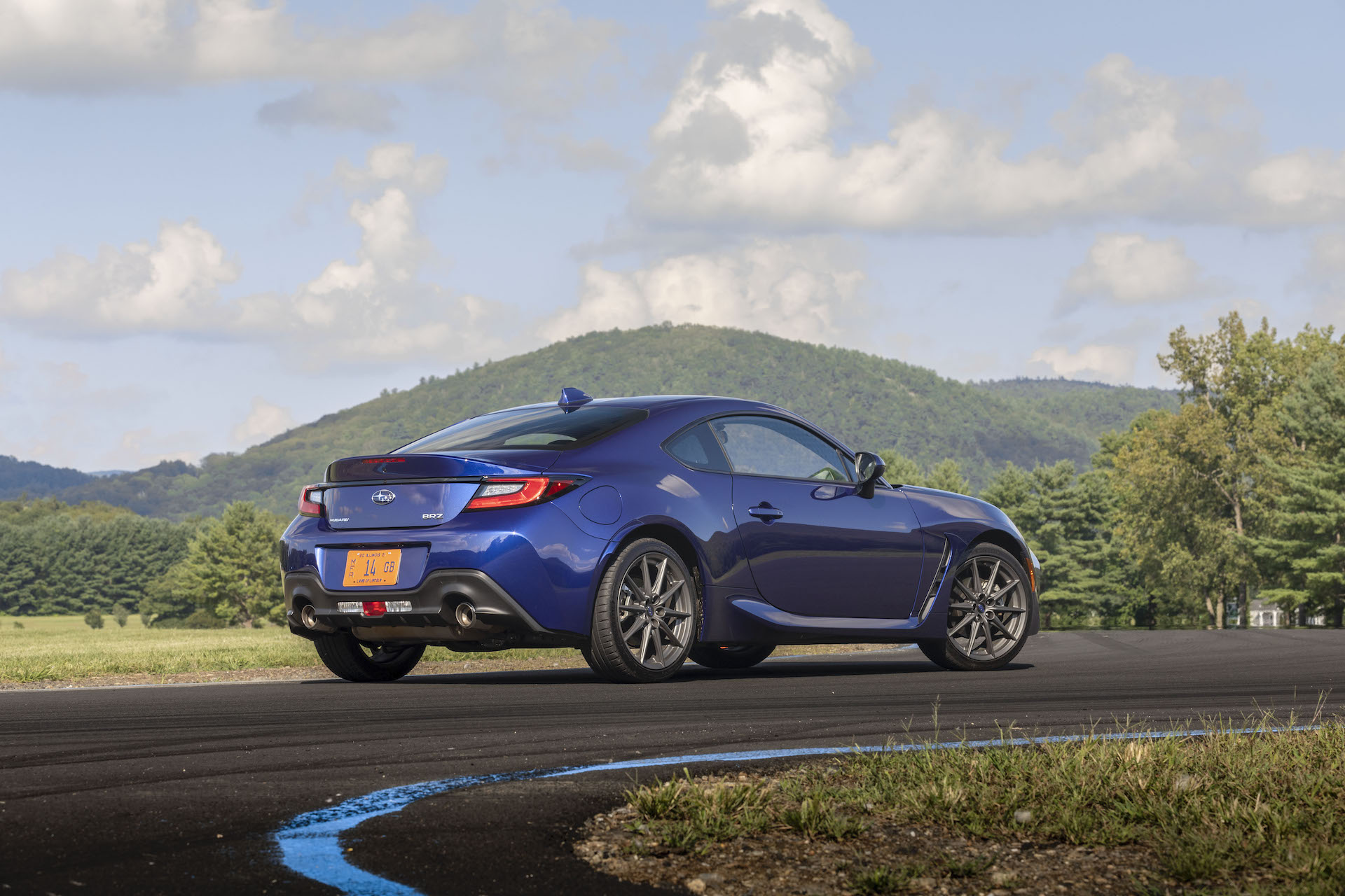 Download 2022 Subaru BRZ - Rear Three-Quarter HD Wallpaper 1920x1280 #34