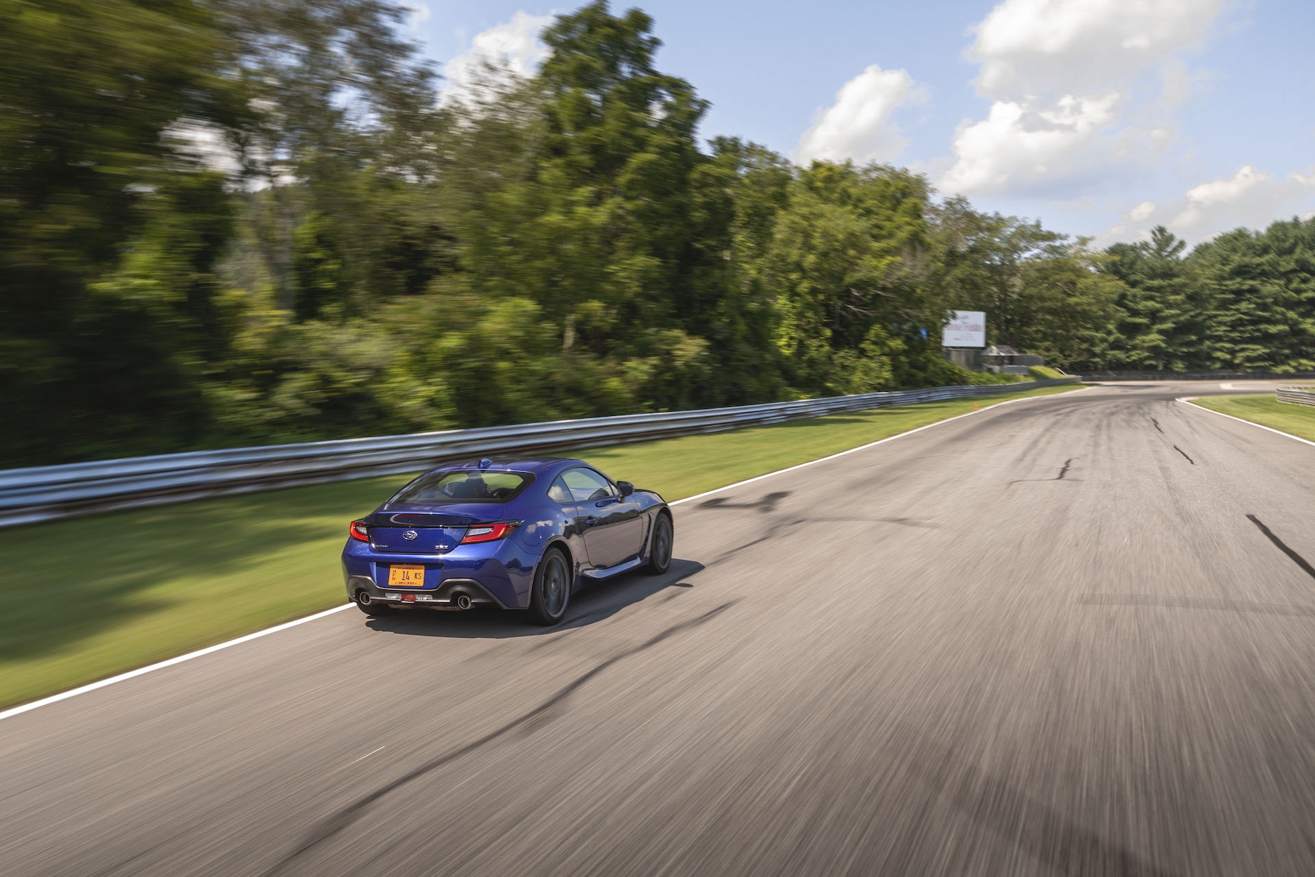 Download 2022 Subaru BRZ - Rear Three-Quarter HD Wallpaper 1920x1280 #24