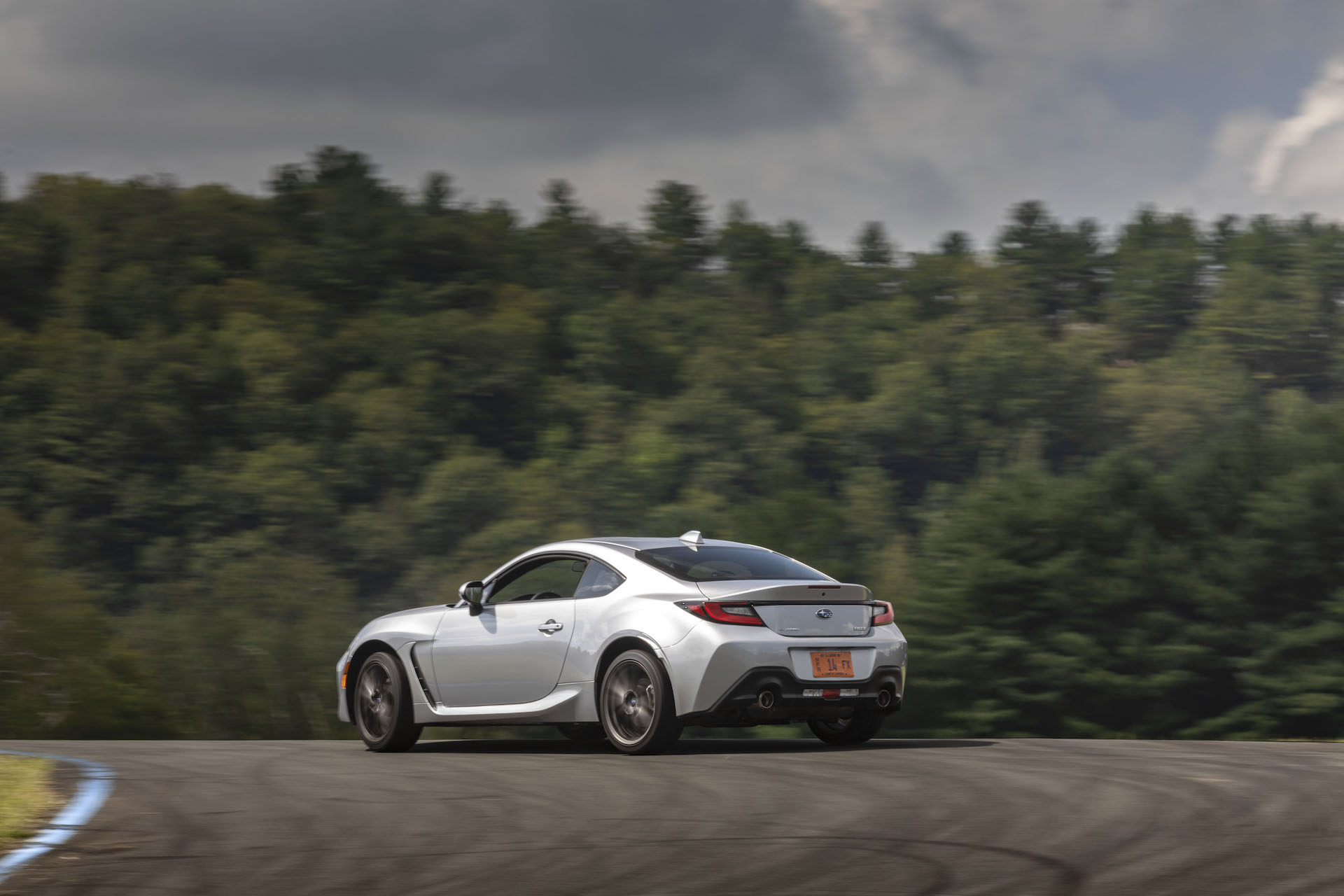 Download 2022 Subaru BRZ - Rear Three-Quarter HD Wallpaper 1920x1280 #64
