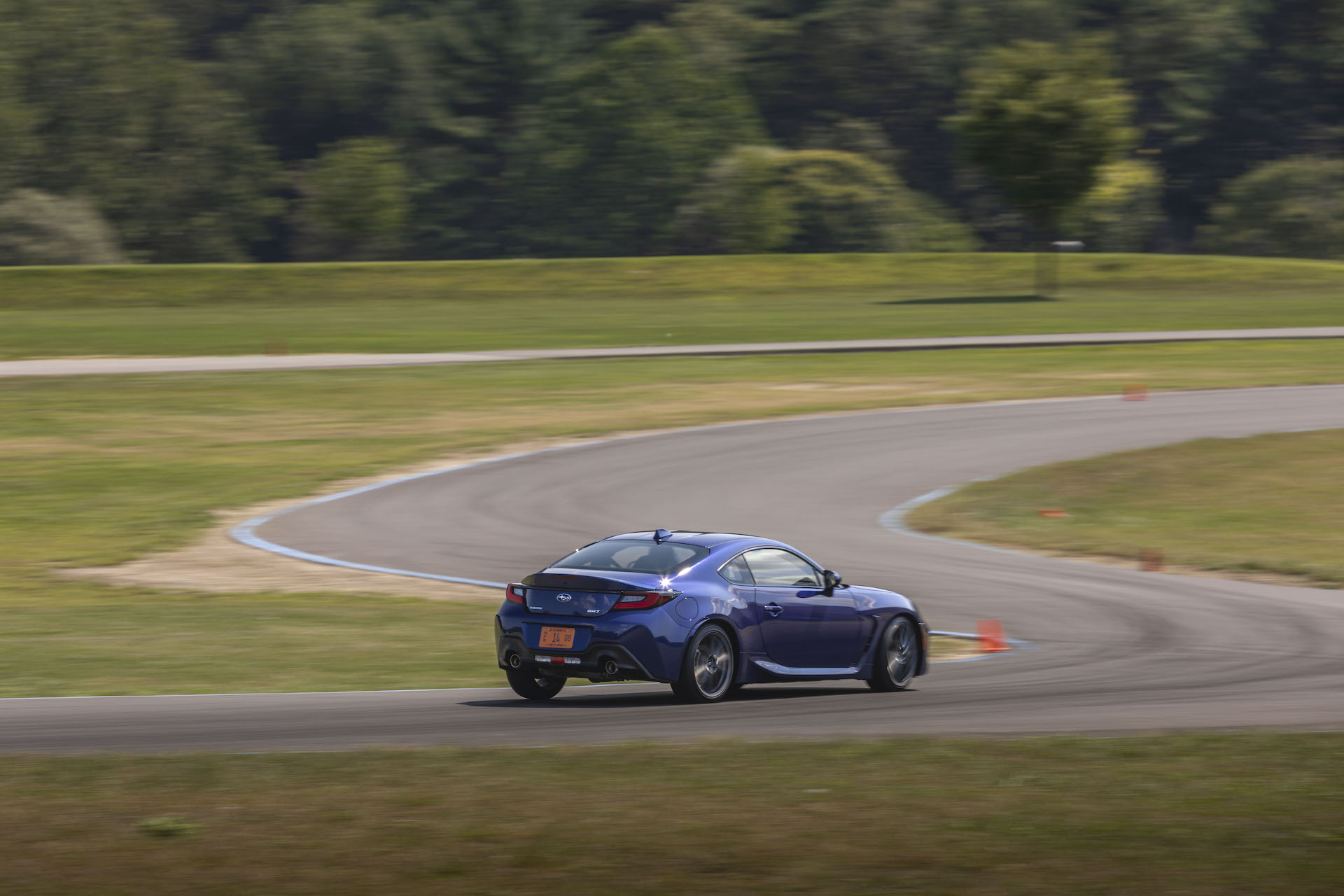 Download 2022 Subaru BRZ - Rear Three-Quarter HD Wallpaper 1920x1280 #18