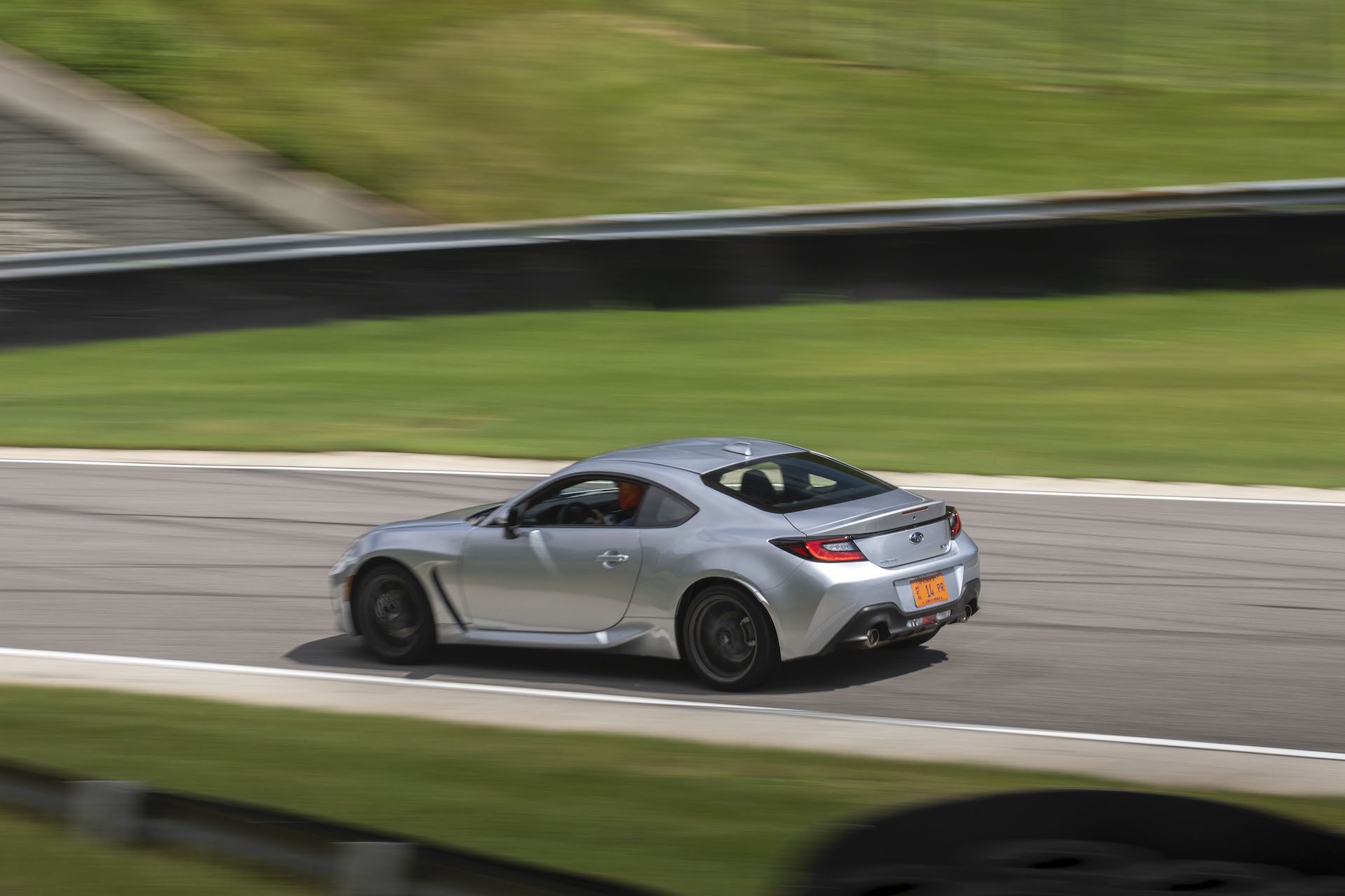 Download 2022 Subaru BRZ - Rear Three-Quarter HD Wallpaper 1920x1280 #66