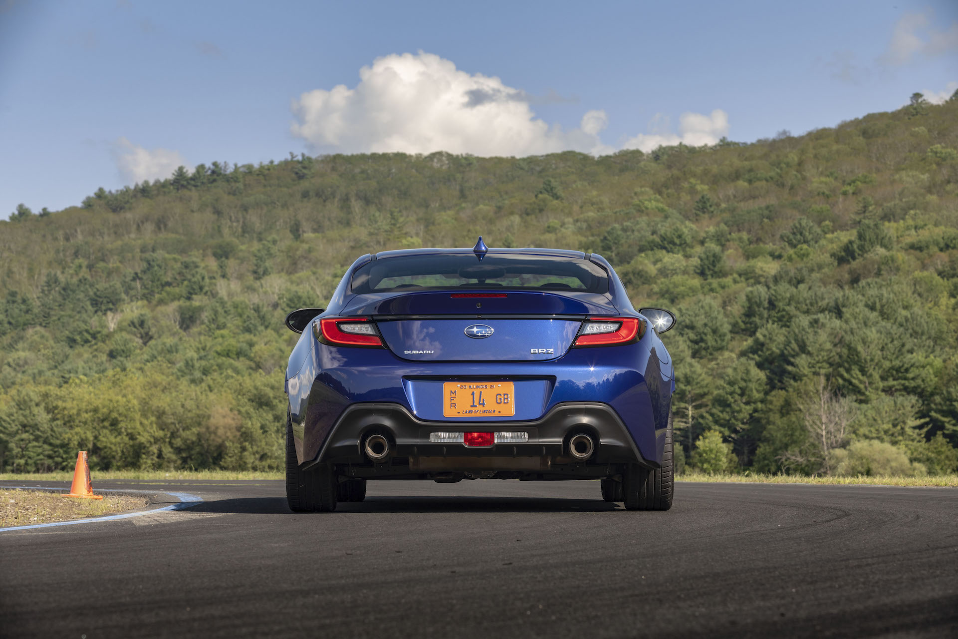 Download 2022 Subaru BRZ - Rear HD Wallpaper 1920x1280 #37