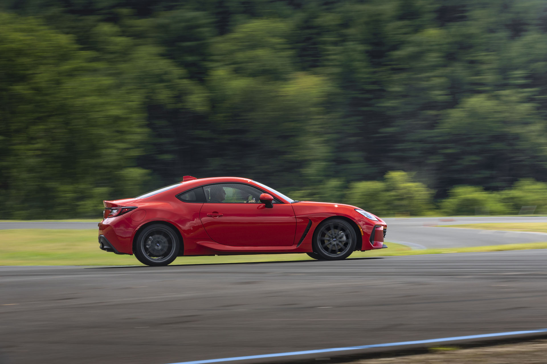 Download 2022 Subaru BRZ - Side HD Wallpaper 1920x1280 #7