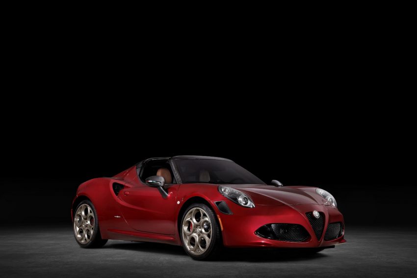 2021 Alfa Romeo 4C Spider 33 Stradale Tributo - Front Three-Quarter Wallpaper 850x567 #1