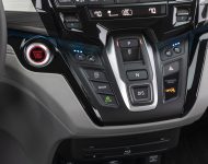 2021 Honda Odyssey - Central Console Wallpaper 190x150