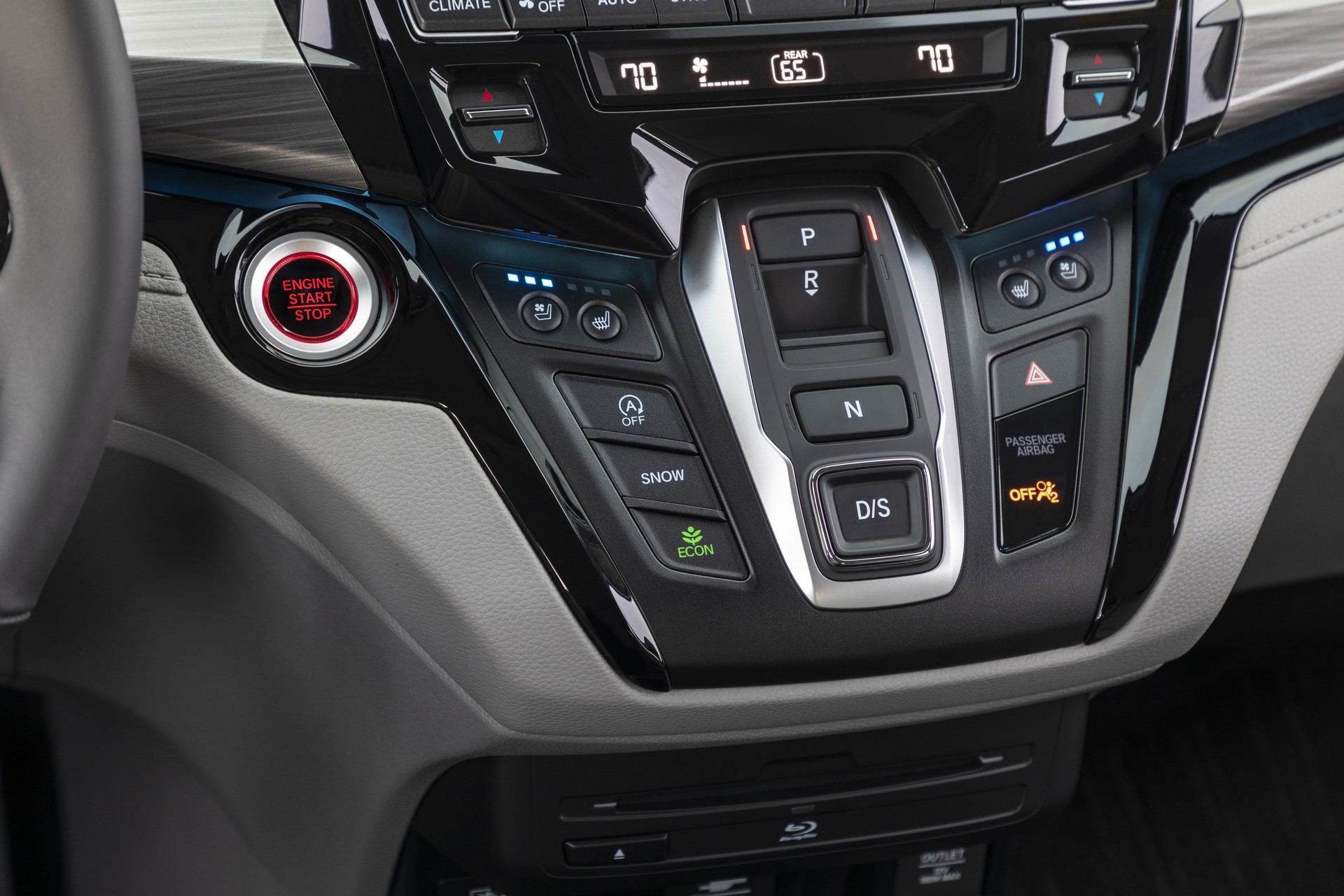 Download 2021 Honda Odyssey - Central Console HD Wallpaper 1920x1280 #53