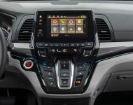 2021 Honda Odyssey - Central Console Wallpaper 190x150