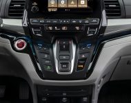 2021 Honda Odyssey - Central Console Wallpaper 190x150