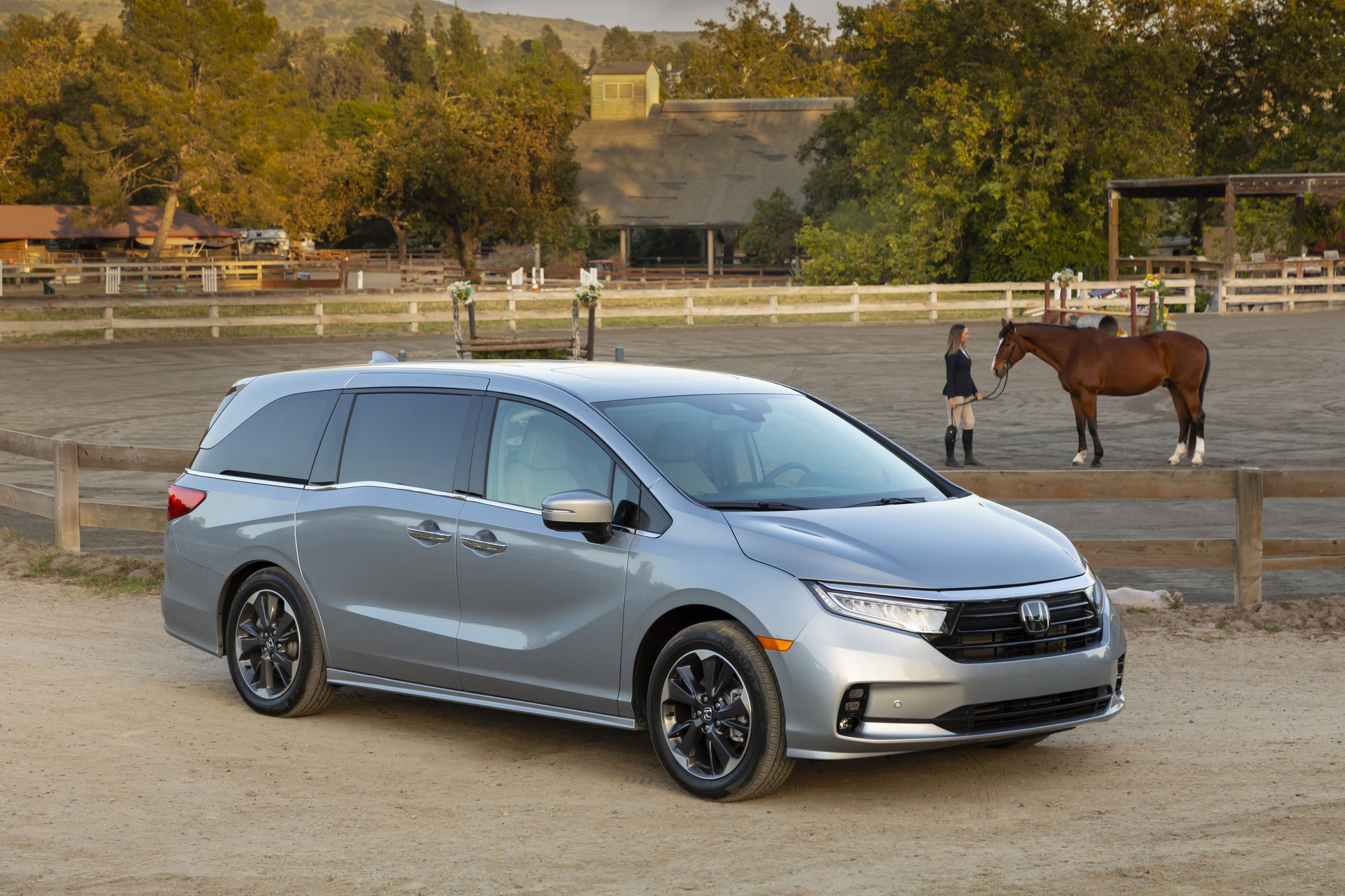 Download 2021 Honda Odyssey - Front Three-Quarter HD Wallpaper 1920x1280 #31