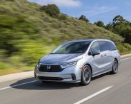 2021 Honda Odyssey - Front Three-Quarter Wallpaper 190x150