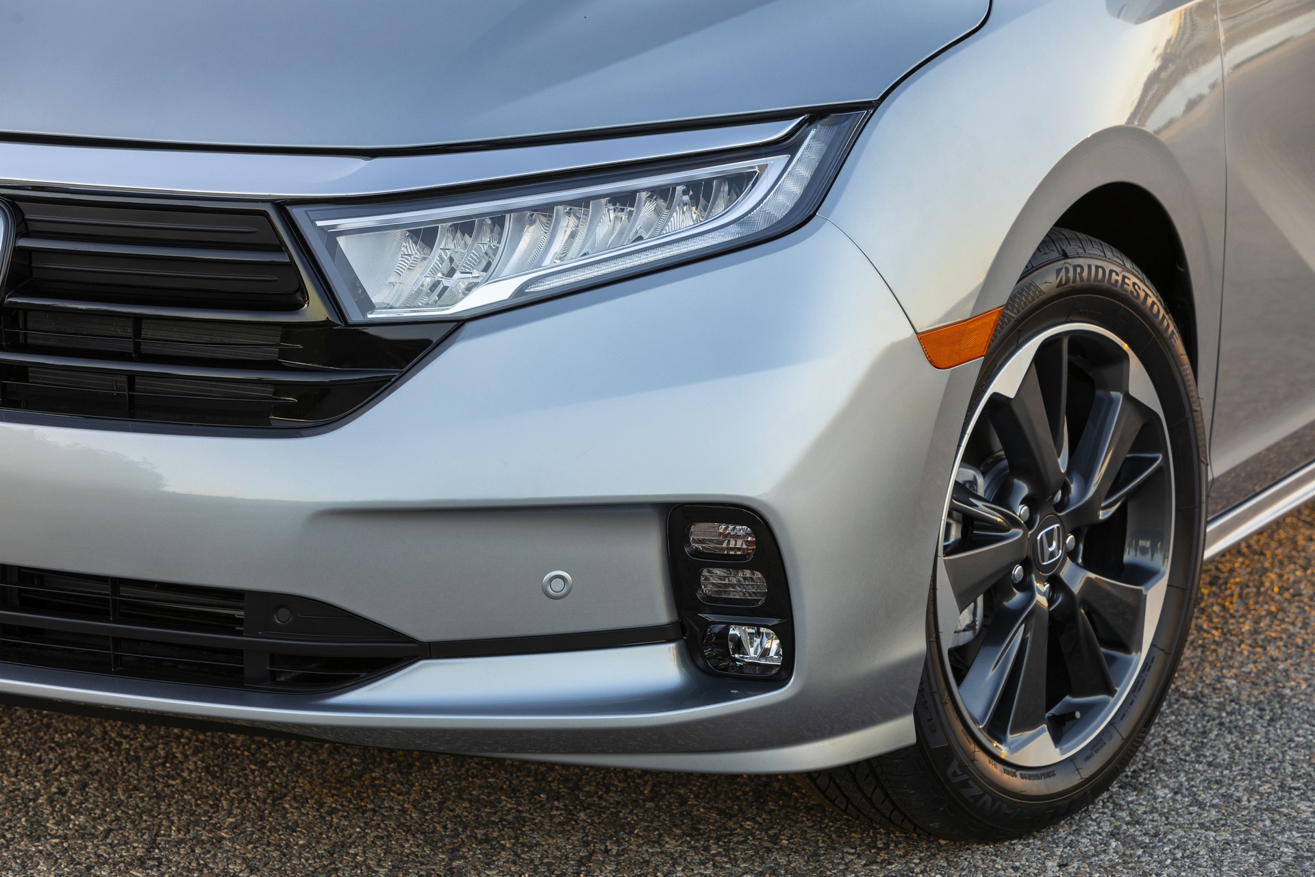 Download 2021 Honda Odyssey - Headlight HD Wallpaper 1920x1280 #42