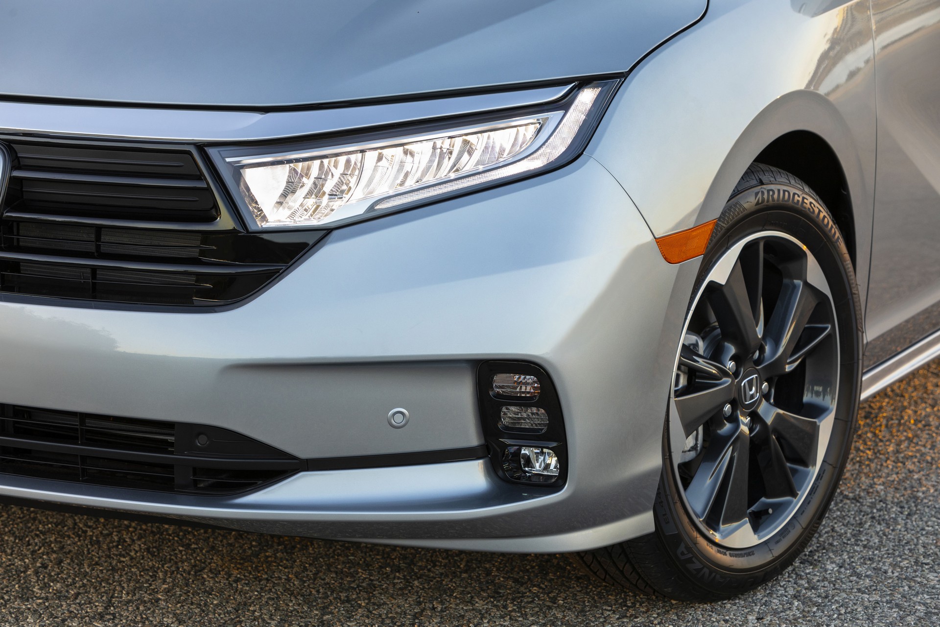 Download 2021 Honda Odyssey - Headlight HD Wallpaper 1920x1280 #43