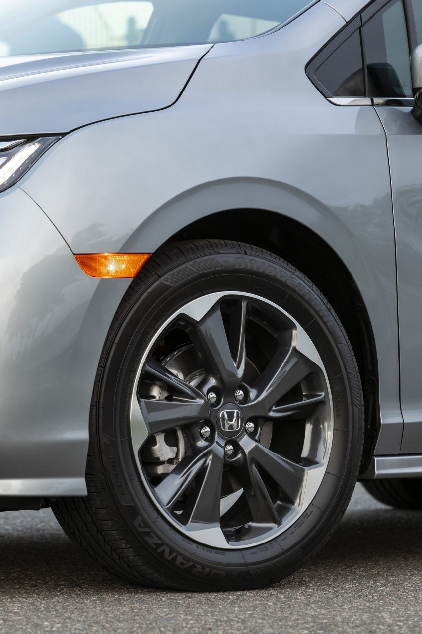 2021 Honda Odyssey - Wheel Phone Wallpaper 850x1275 #49