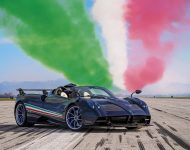 Download 2021 Pagani Huayra Tricolore HD Wallpapers and Backgrounds