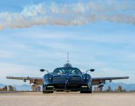 2021 Pagani Huayra Tricolore - Front Wallpaper 190x150